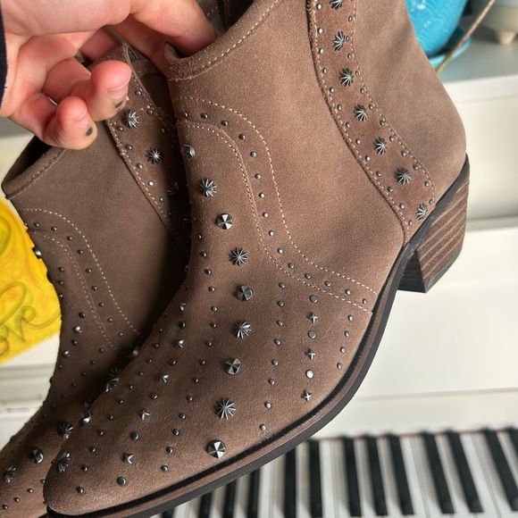 Sam Edelman Studded Brown Suede Ankle Boots 6.5" - Picture 6 of 16